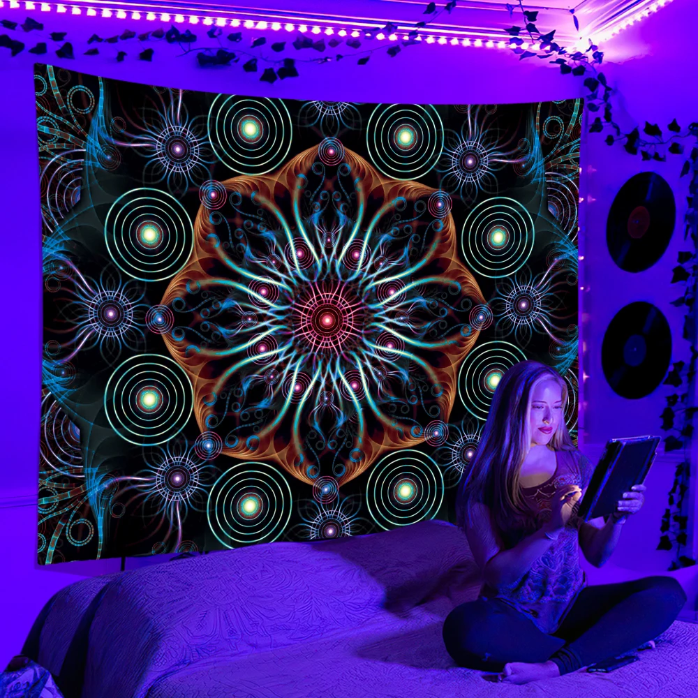 Black Light Tapestry UV Reacti - Aesthetic Tapestry ulasan dan harga